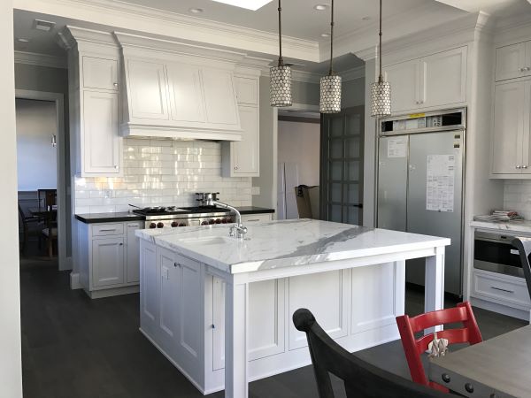The transitional kitchen cabinets